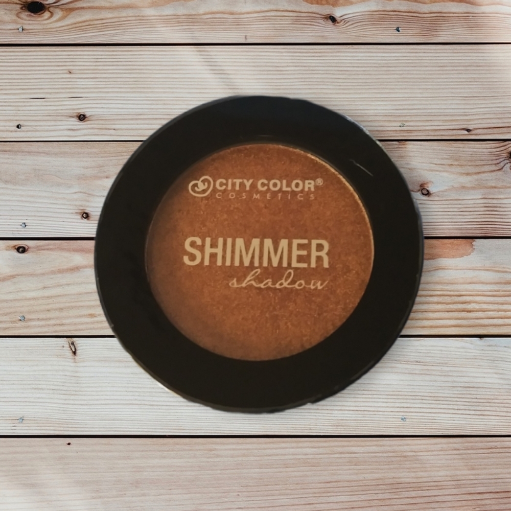 City color shimmer eye shadow